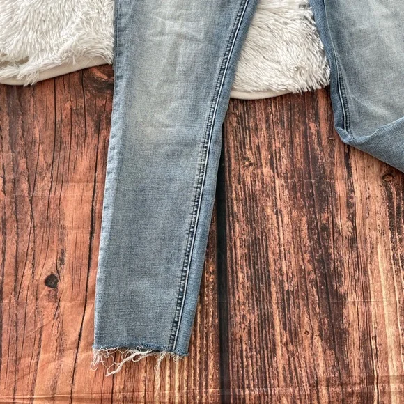 Pistola Arielle Scissor Cut Hem Jean in IndigoWash